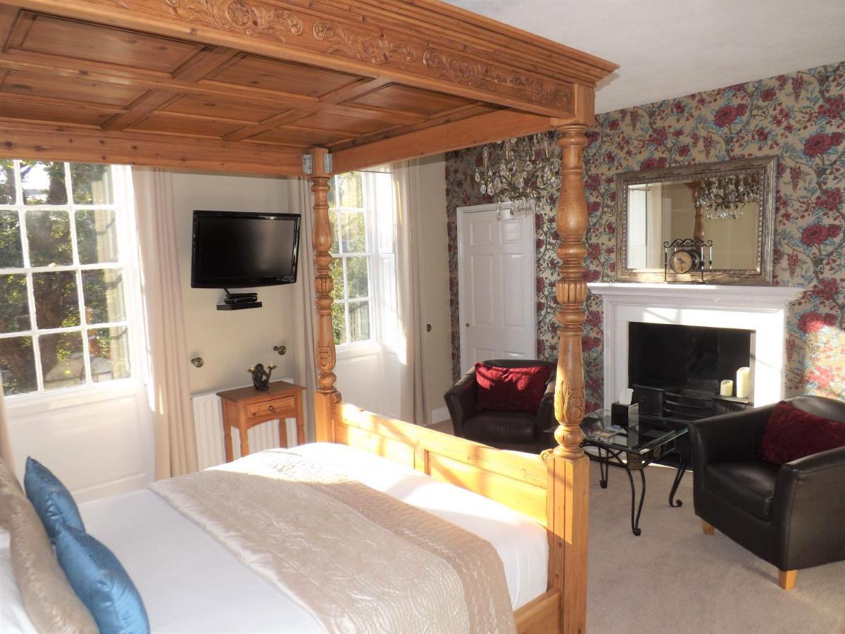 White Linen Whitby, Room Only Екстер'єр фото