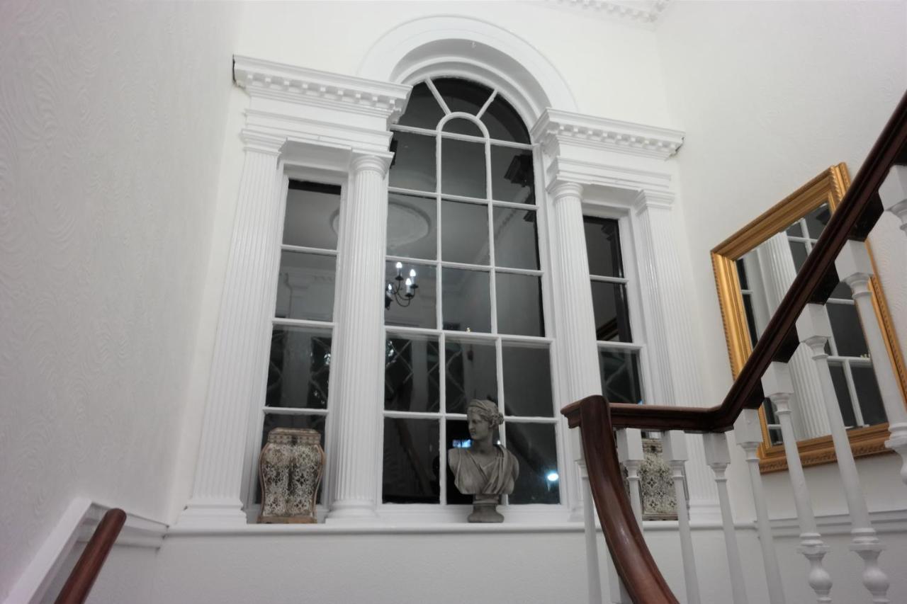 White Linen Whitby, Room Only Екстер'єр фото