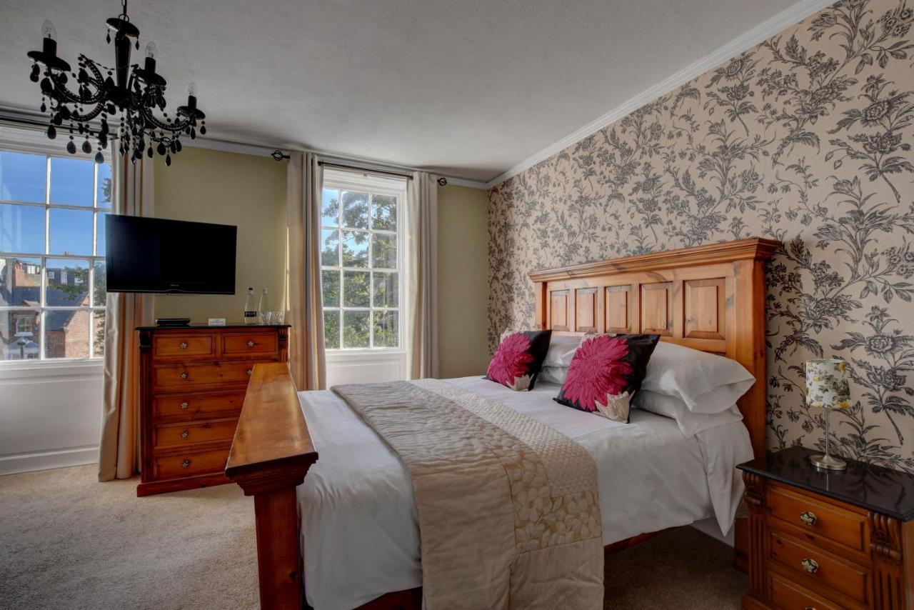 White Linen Whitby, Room Only Екстер'єр фото
