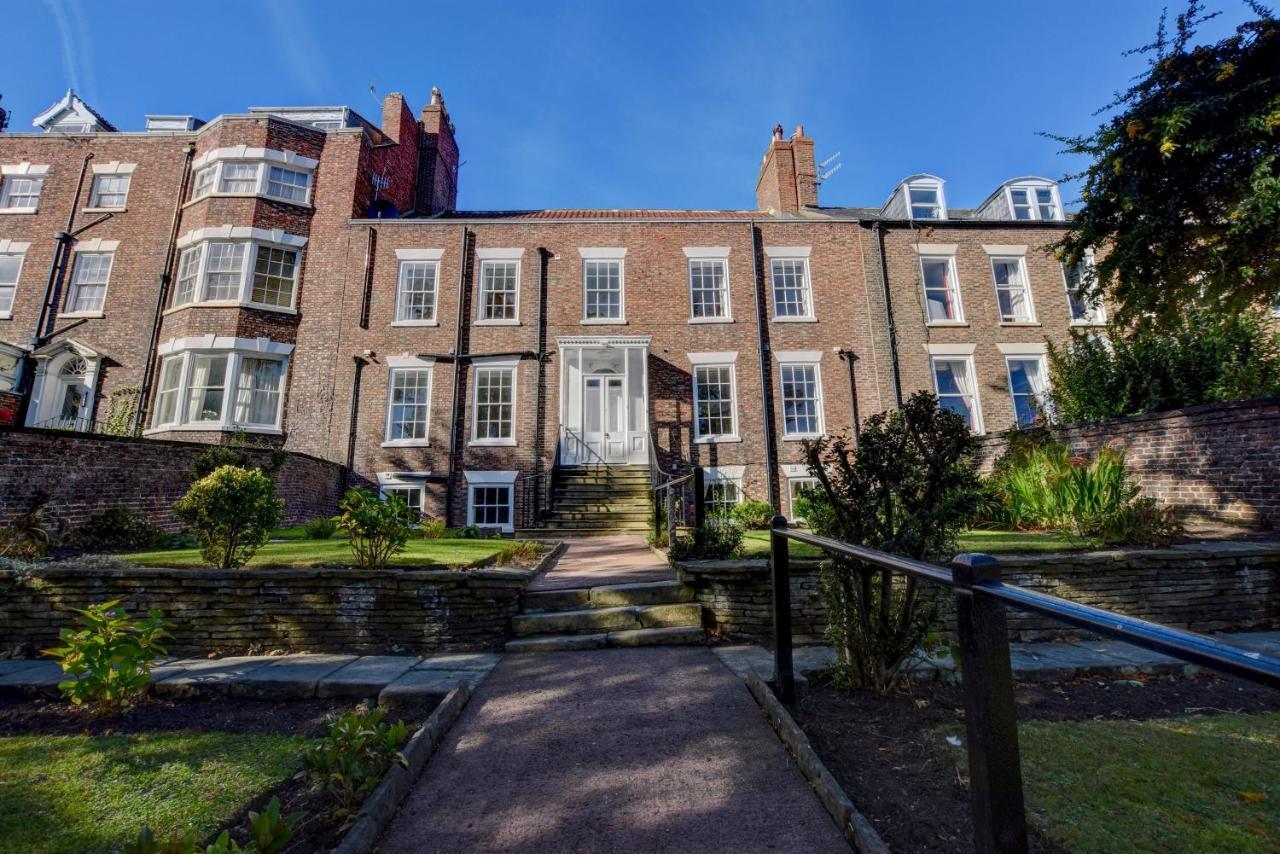 White Linen Whitby, Room Only Екстер'єр фото